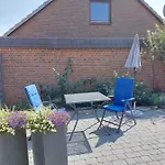 In Zentraler Ruhiger Lage Klatt In Apartamento *