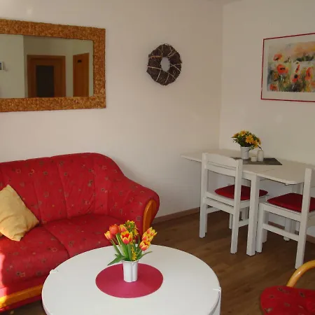 In Zentraler Ruhiger Lage Klatt In *